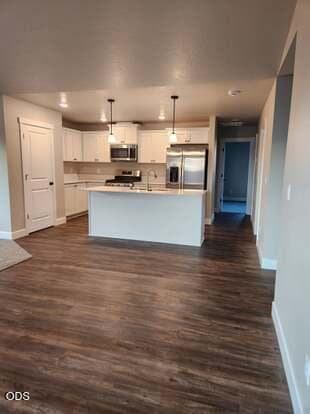 Photo of 339 Par Avenue 3 of 30