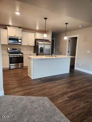 Photo of 339 Par Avenue 4 of 30