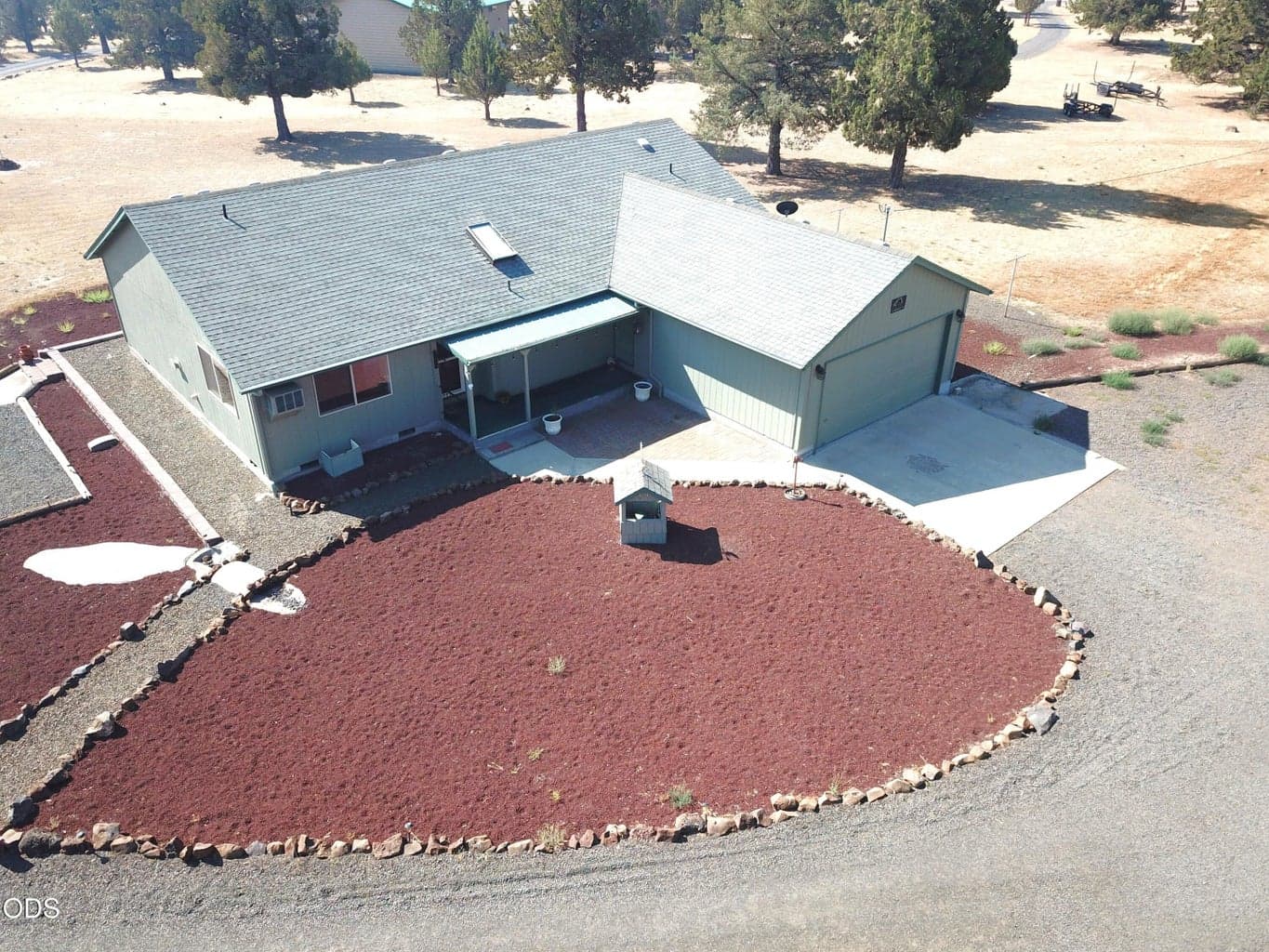 Photo of 8152 Paious Drive 1 of 29