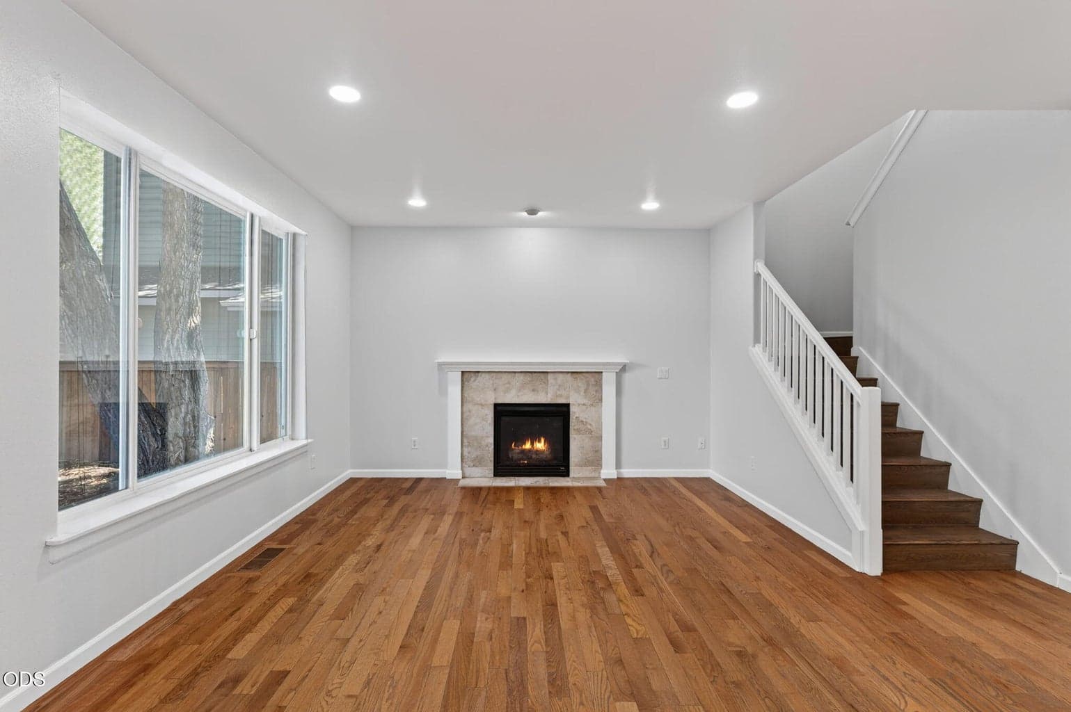 Photo of 3022 NE Quiet Canyon Drive 10 of 60