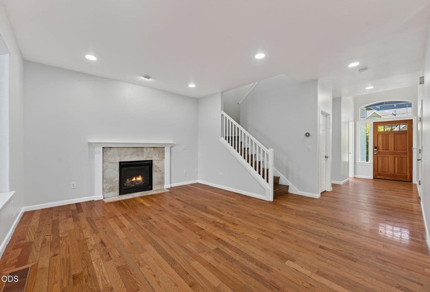 Photo of 3022 NE Quiet Canyon Drive 11 of 60