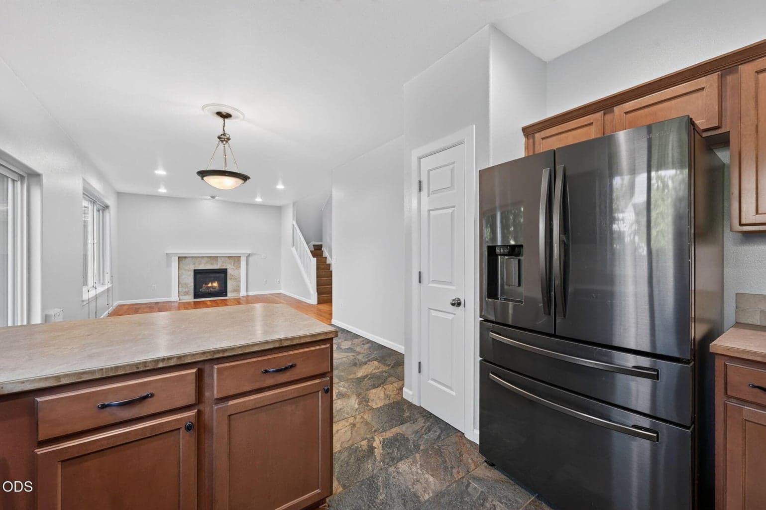 Photo of 3022 NE Quiet Canyon Drive 19 of 60
