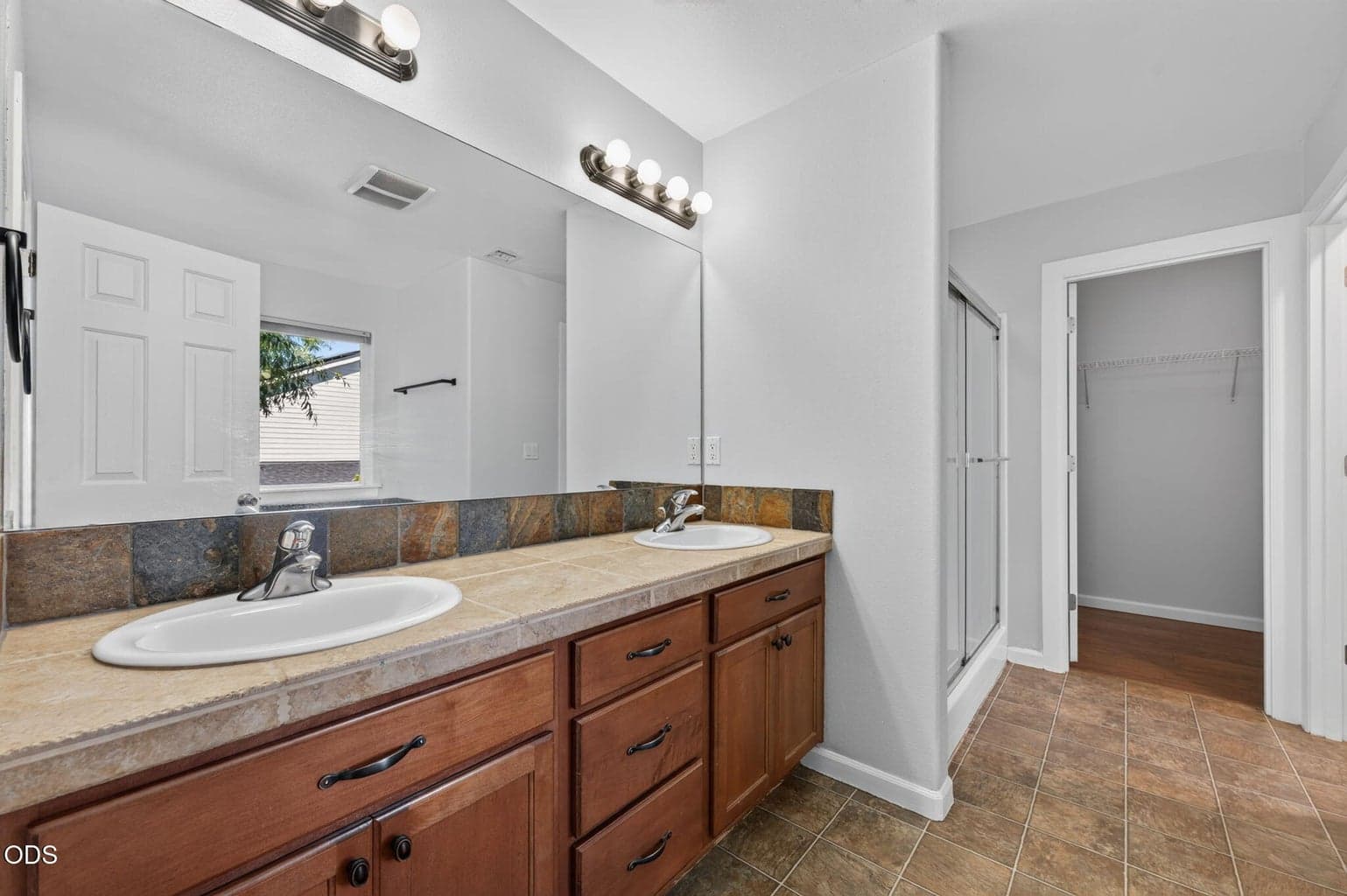 Photo of 3022 NE Quiet Canyon Drive 24 of 60