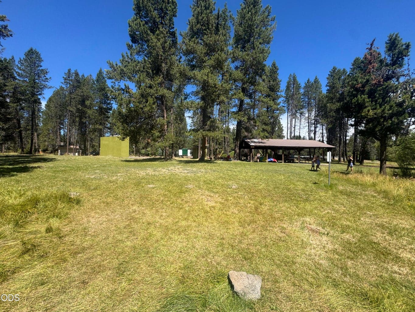 Photo of 17088 Kingsburg Road 17 of 25