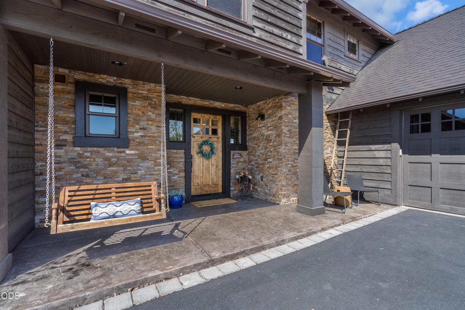 Photo of 17207 Chaparral Drive 2 of 26
