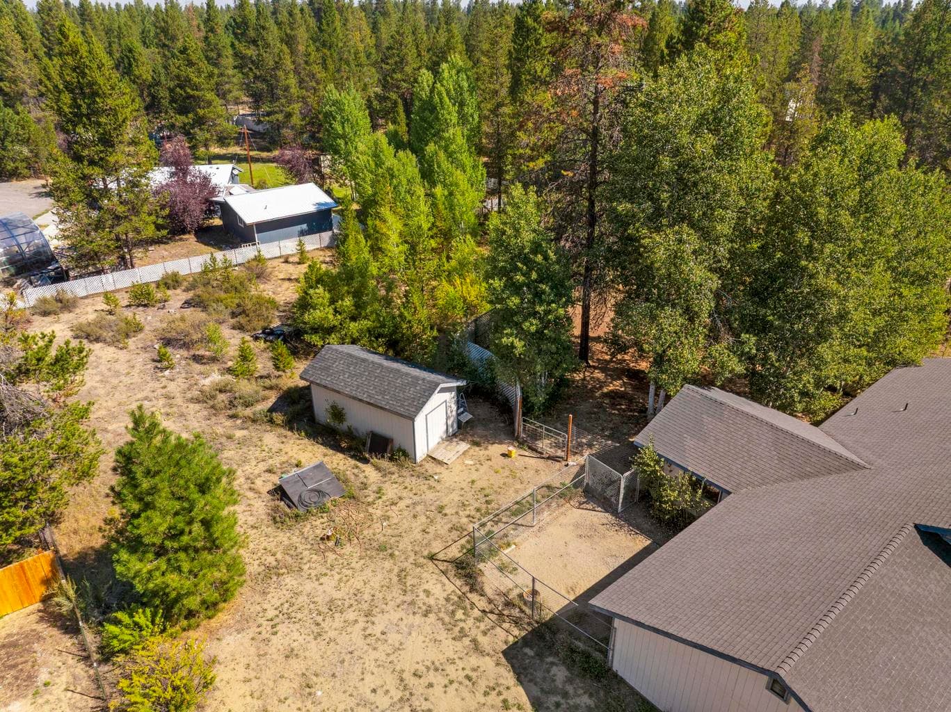 Photo of 16046 Dyke Road 4 of 45