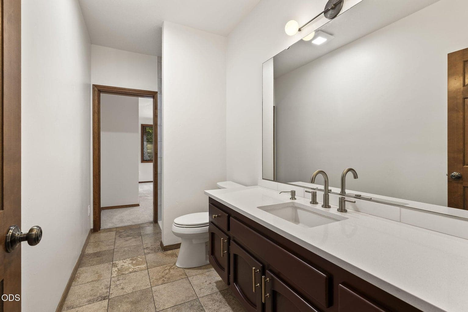 Downstairs Bathroom off Primary