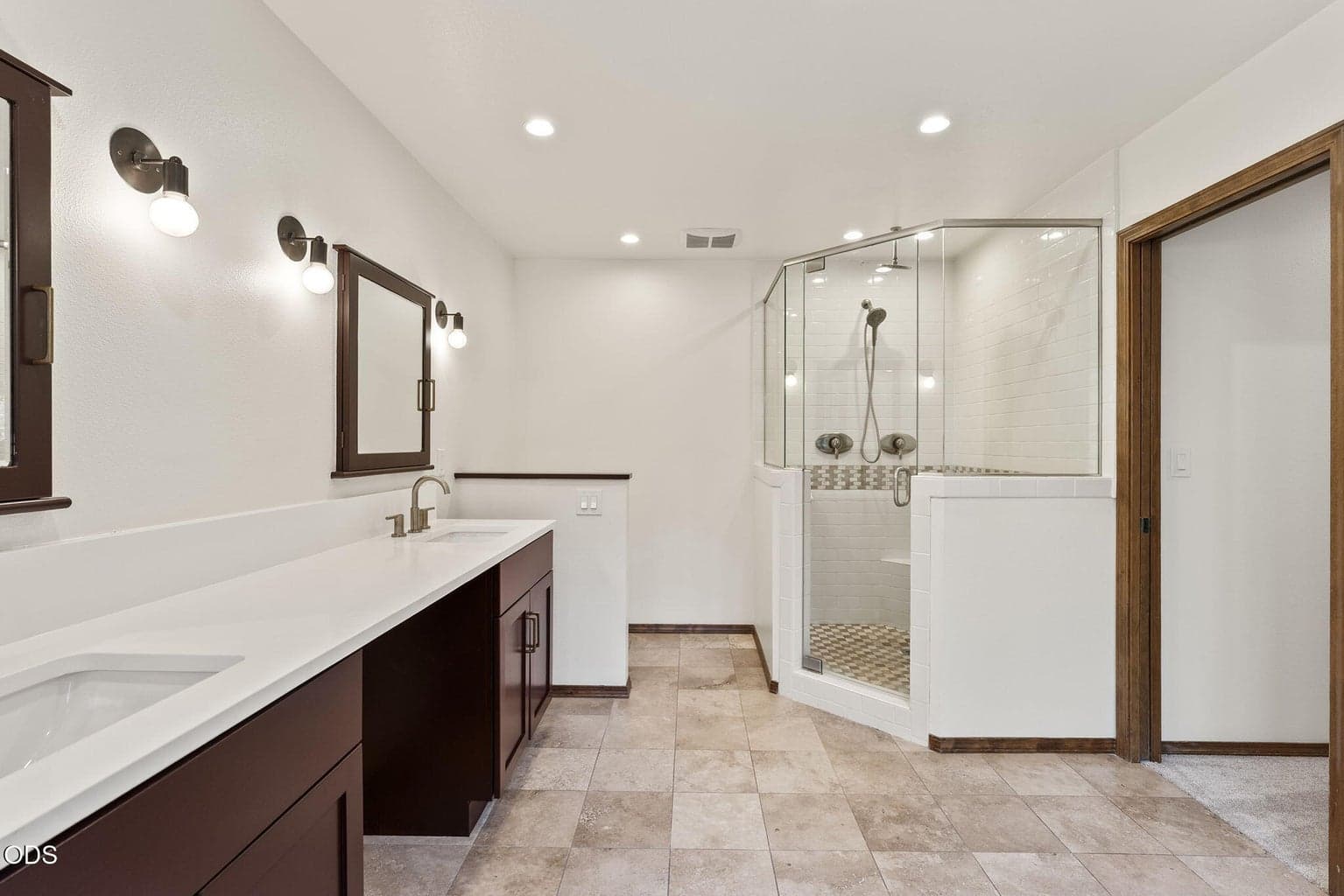 Upstairs Primary Bathroom