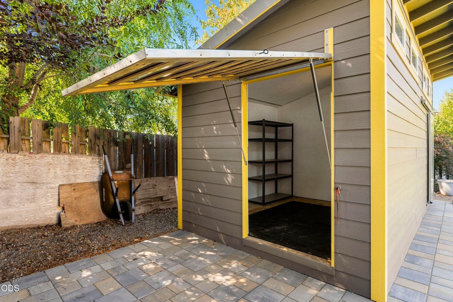 Photo of 649 NW 21st Court 11 of 53