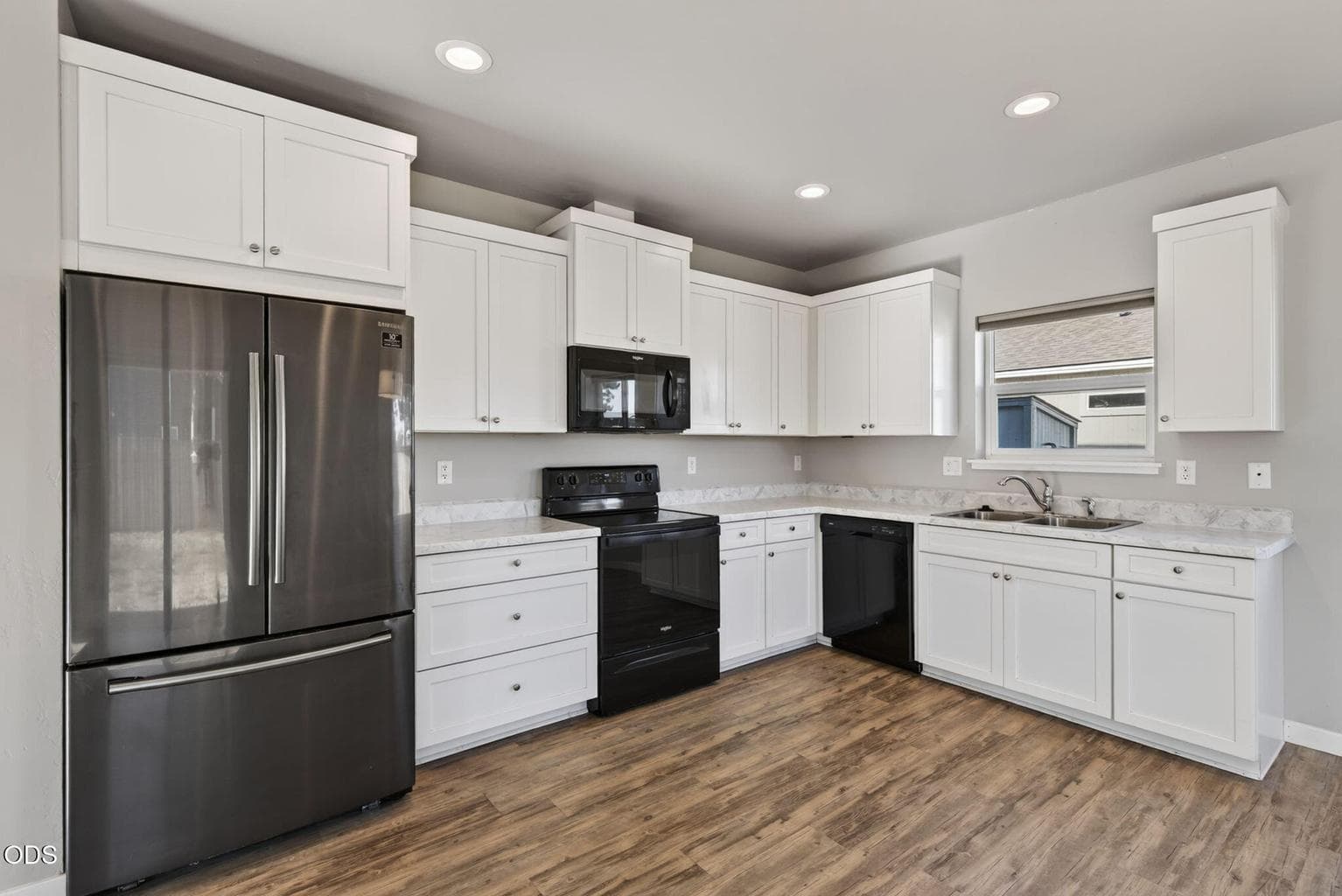 Photo of 16428 Bassett Road 20 of 43