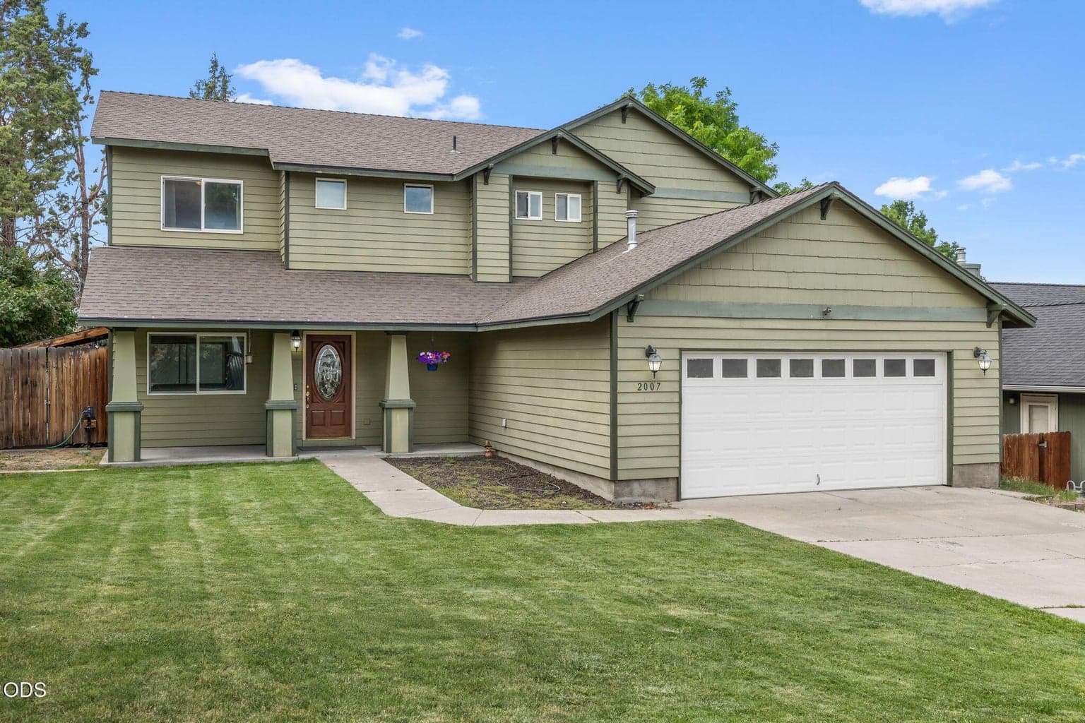 Photo of 2007 37th Street 1 of 37
