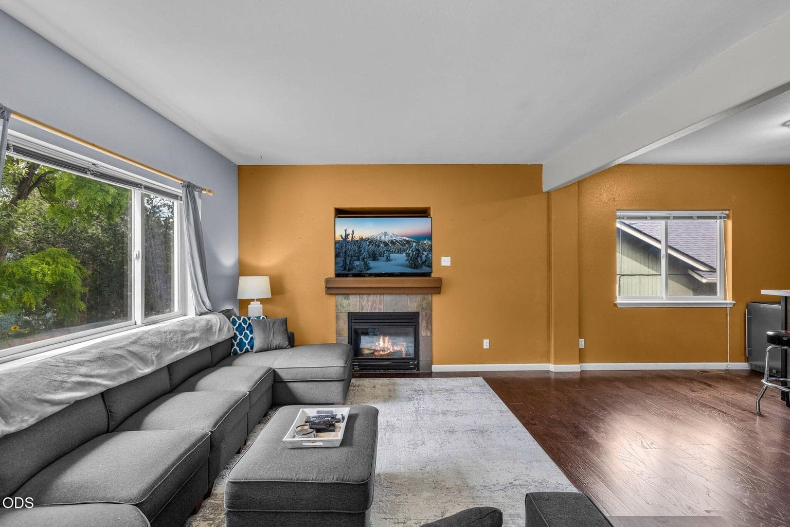 Photo of 2007 SW 37th Street 8 of 37