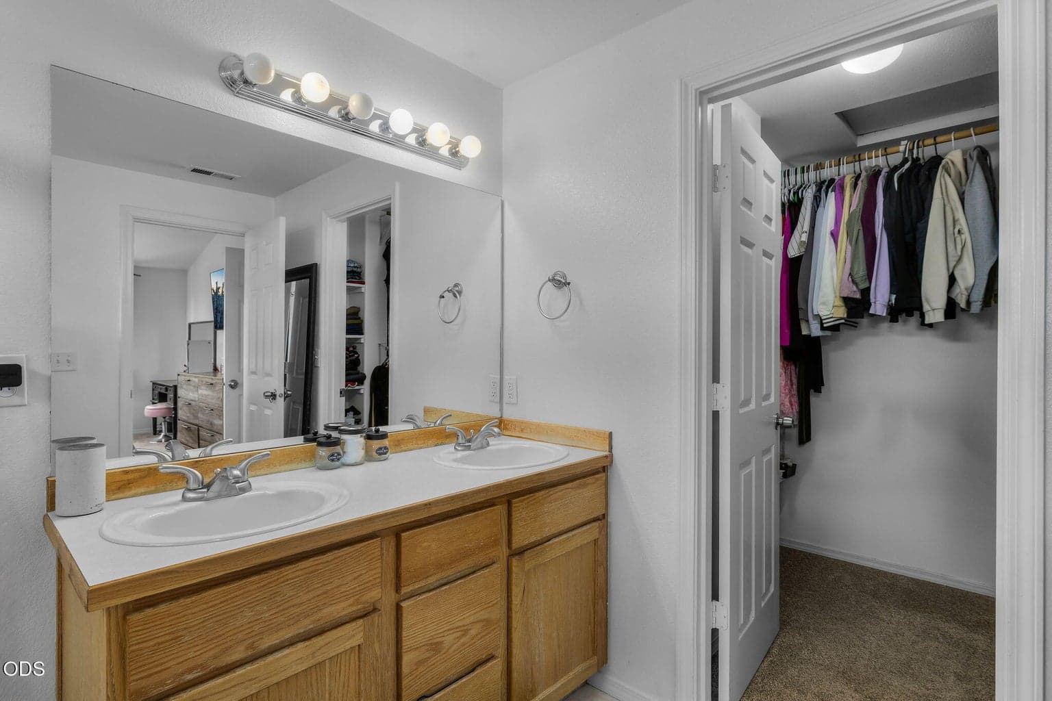 Photo of 2007 SW 37th Street 24 of 37