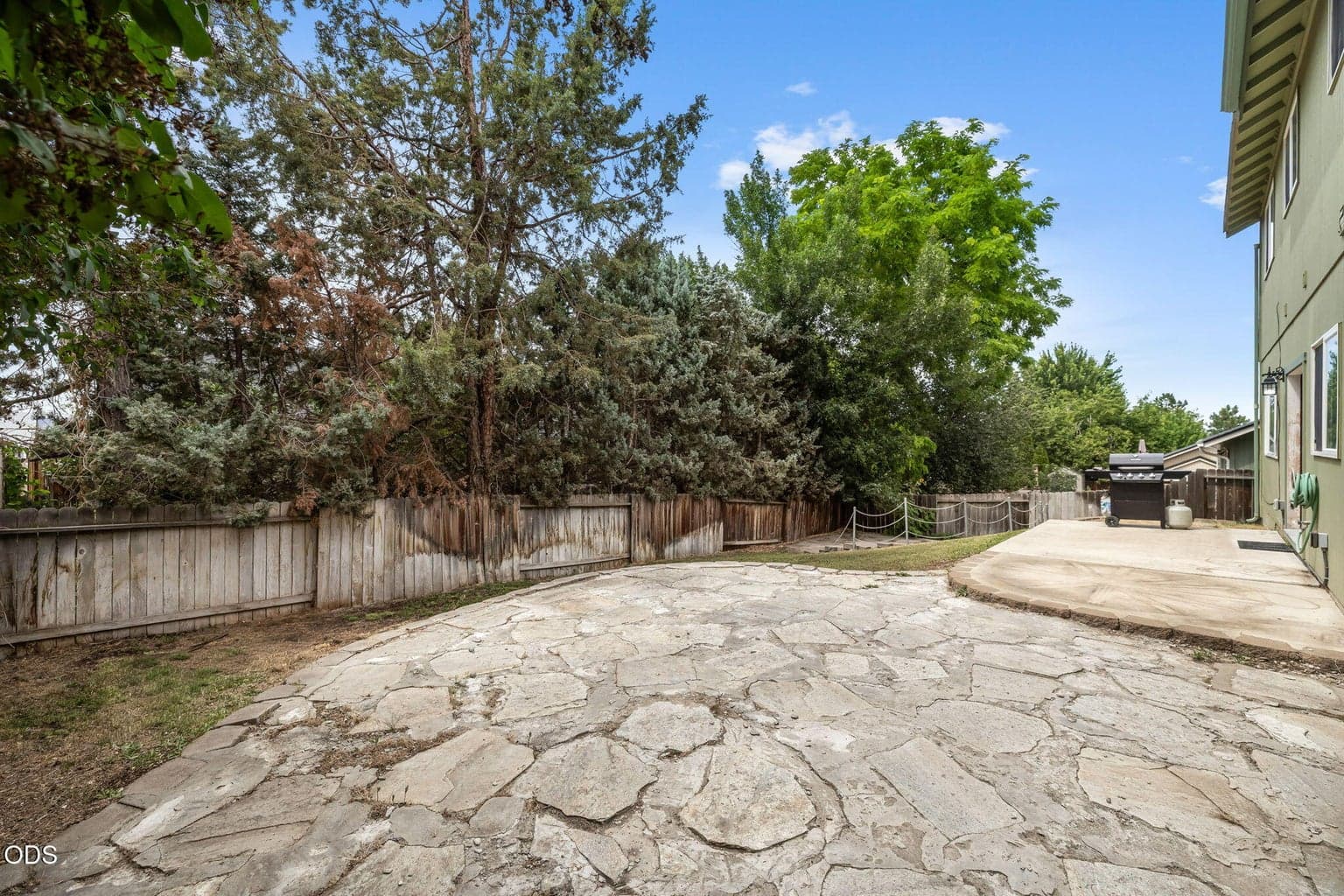 Photo of 2007 SW 37th Street 35 of 37