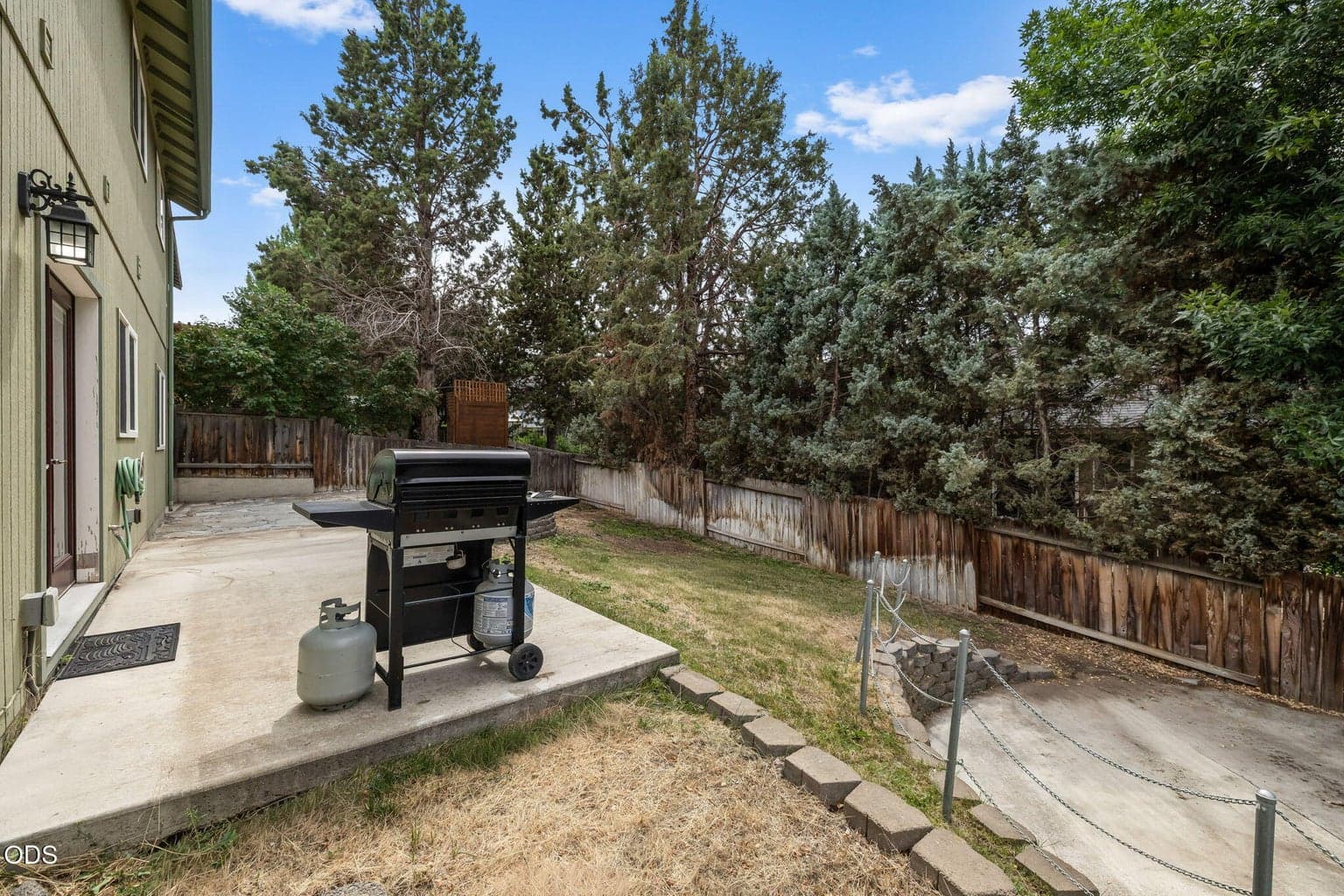 Photo of 2007 SW 37th Street 37 of 37