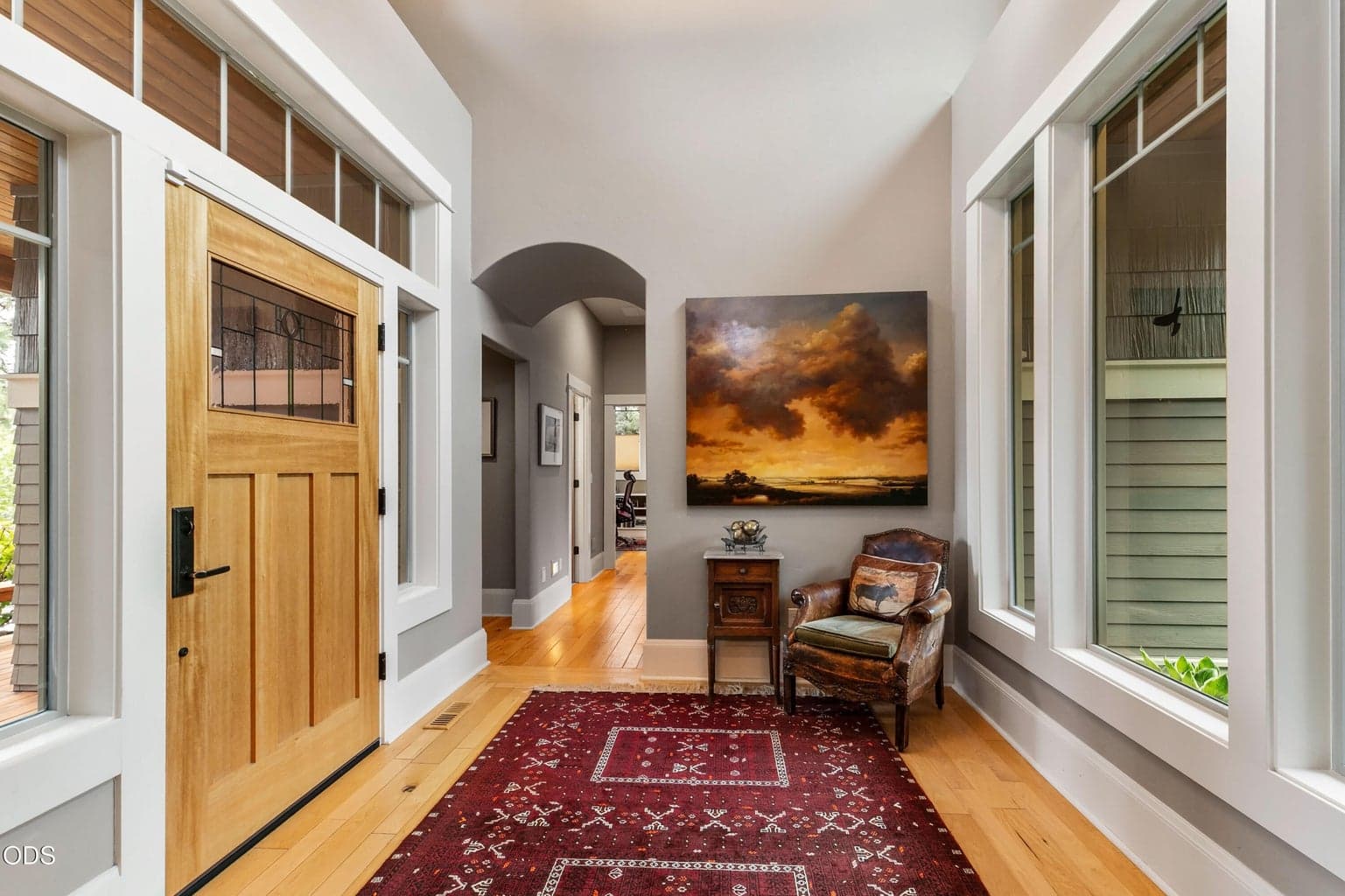 Photo of 691 Yosemite Drive 4 of 27