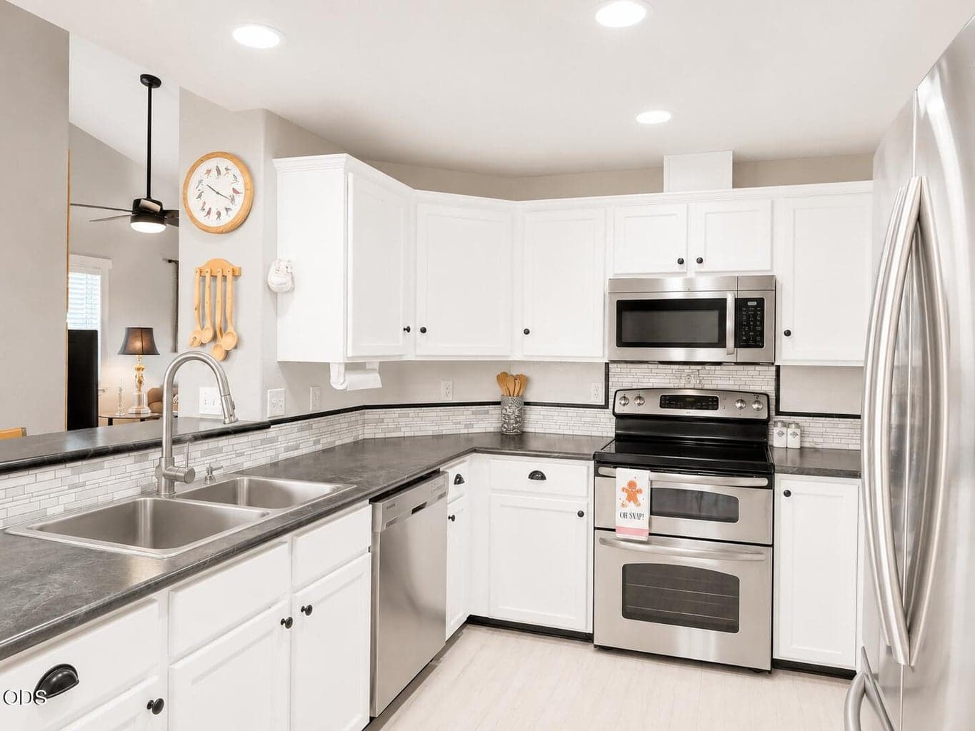 Photo of 2155 22nd Street 5 of 35