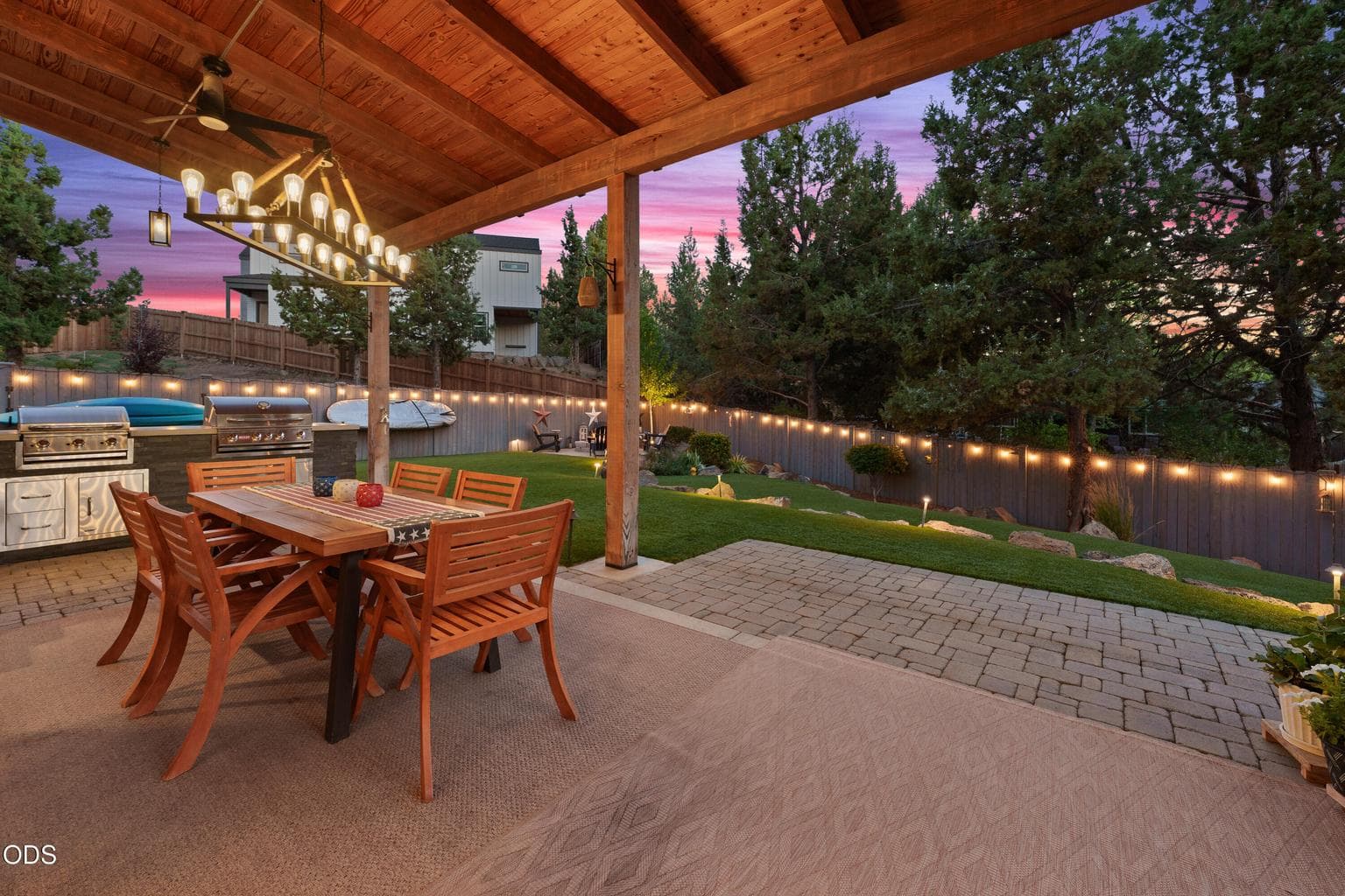 Photo of 2409 NE Robinson Street 25 of 71