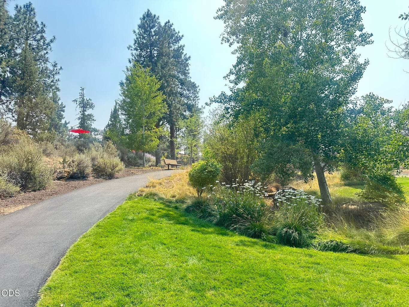 The outdoors is calling here.