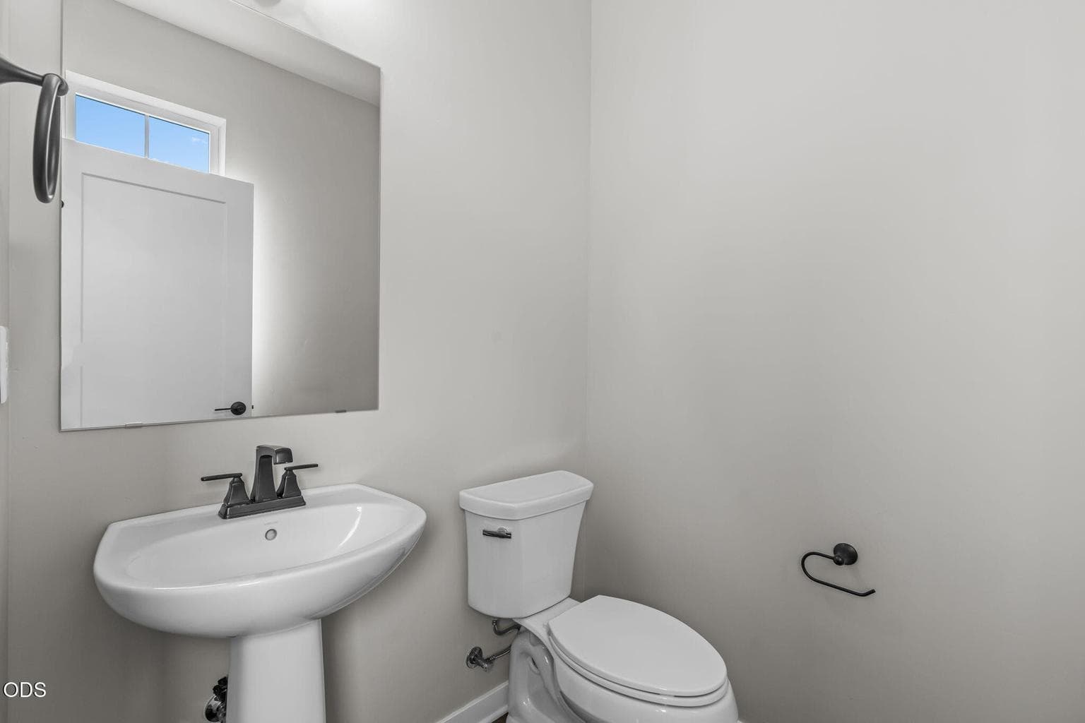 Powder bath downstairs