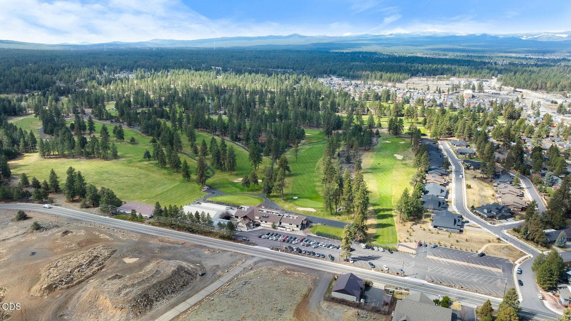 Bend Golf Club 1 mile away