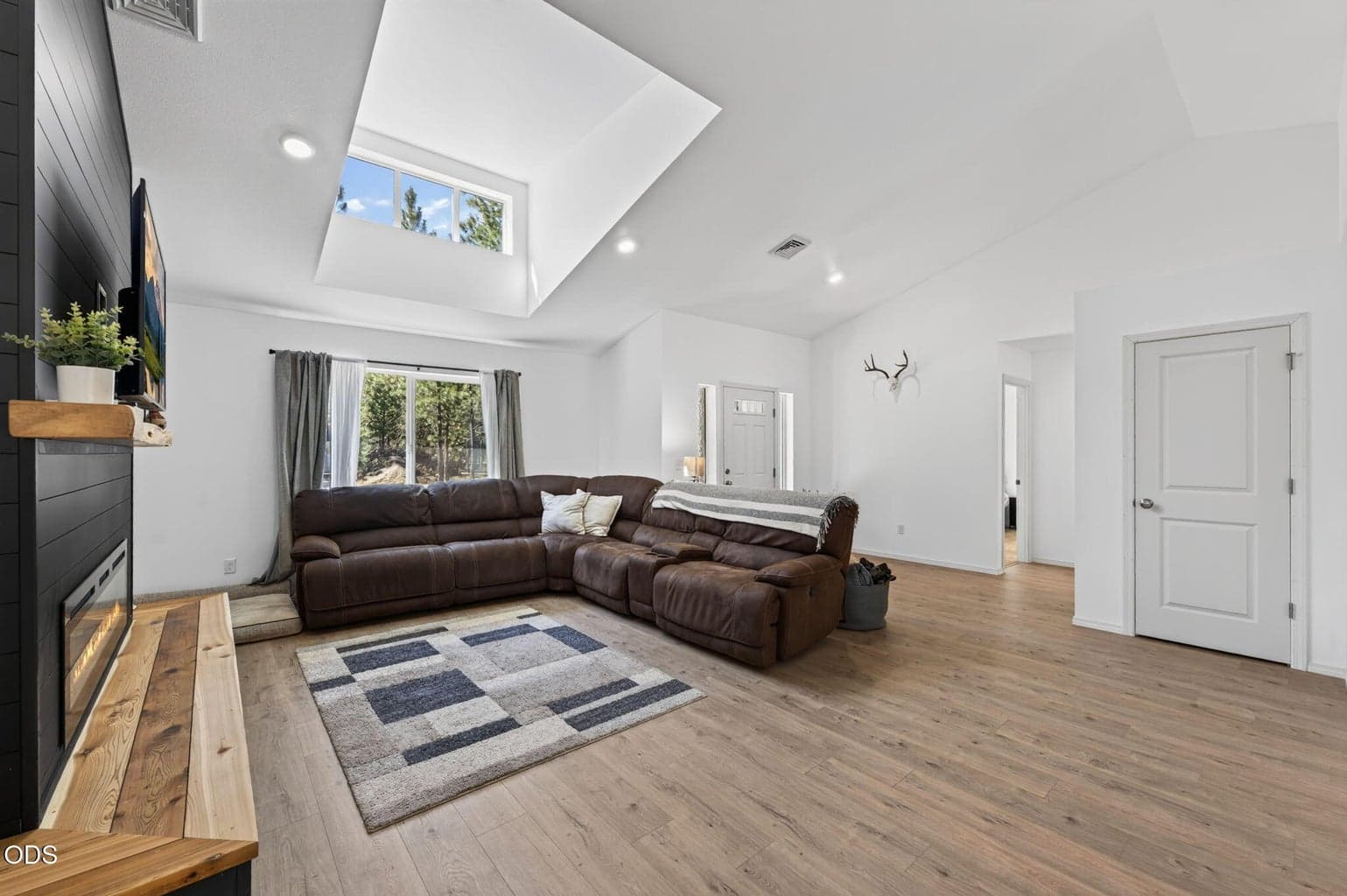 Photo of 52081 White Fir 5 of 47