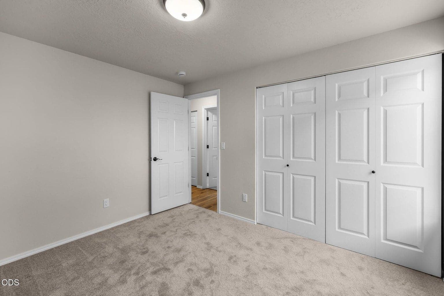 Photo of 629 SW Deer Ridge Court 24 of 33