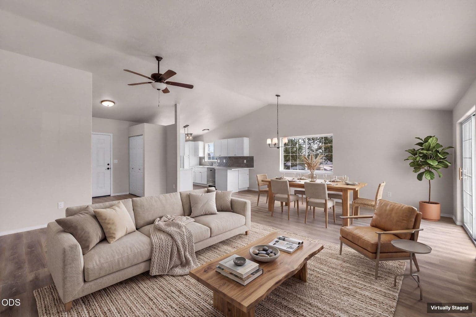 Photo of 629 SW Deer Ridge Court 33 of 33