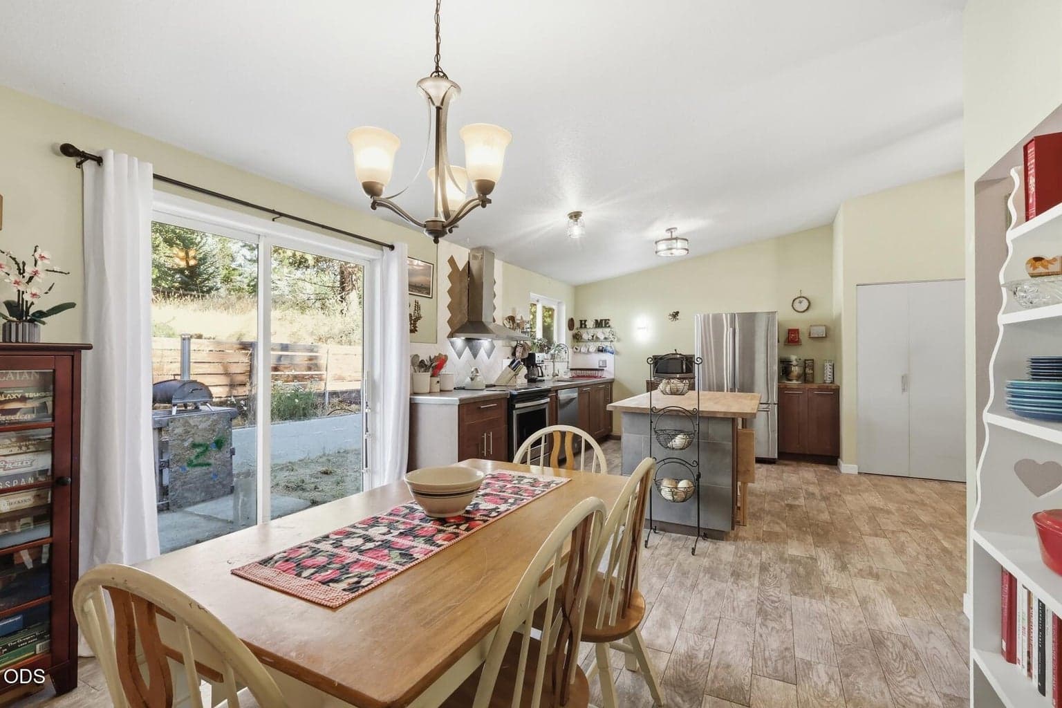 Photo of 16801 Gross Drive 33 of 68