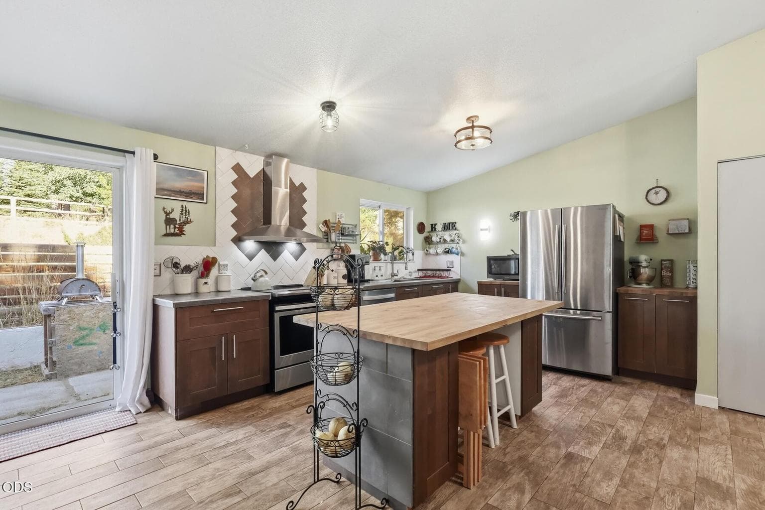 Photo of 16801 Gross Drive 30 of 68