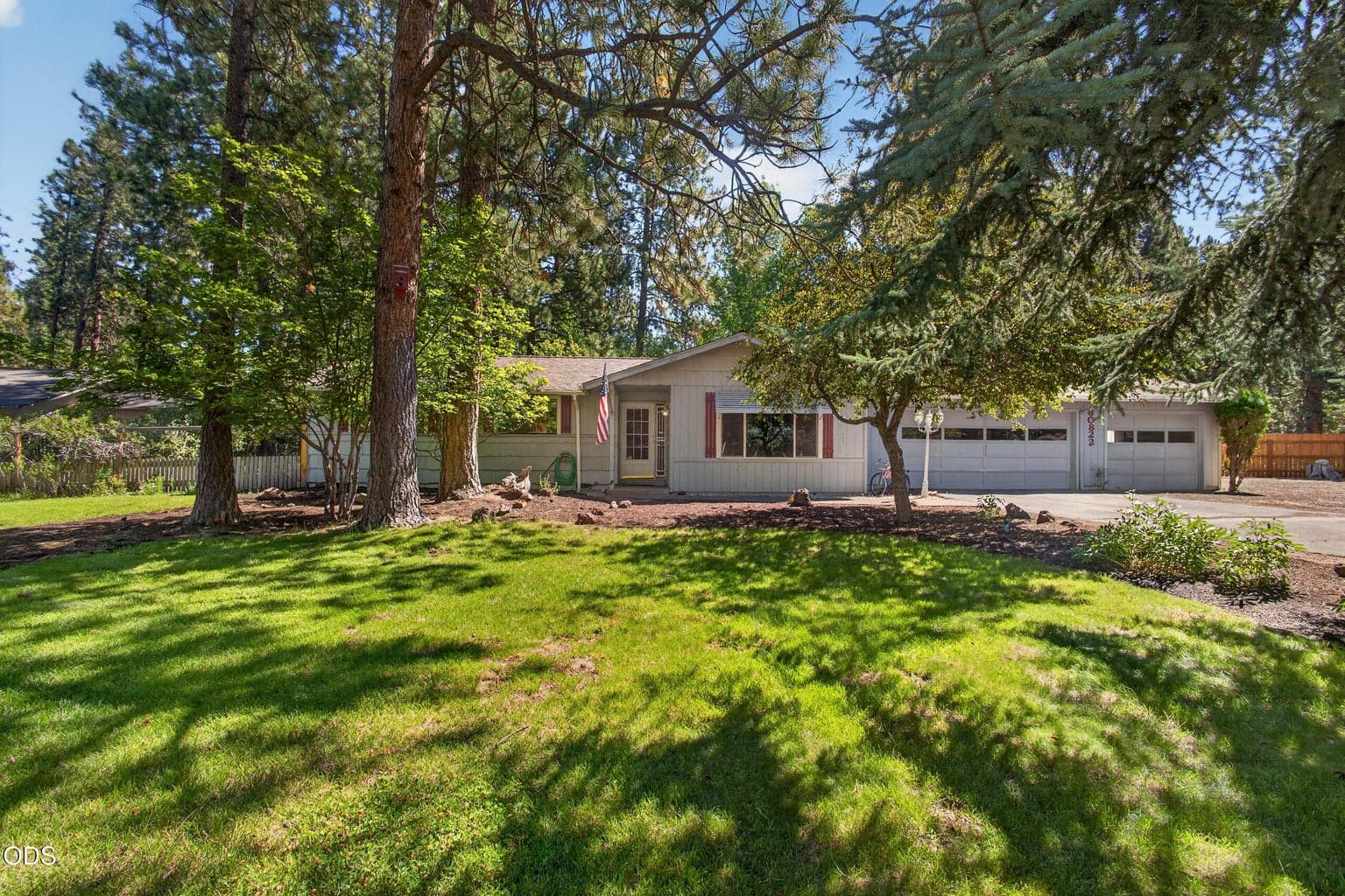 Photo of 60822 Onyx Street 1 of 36