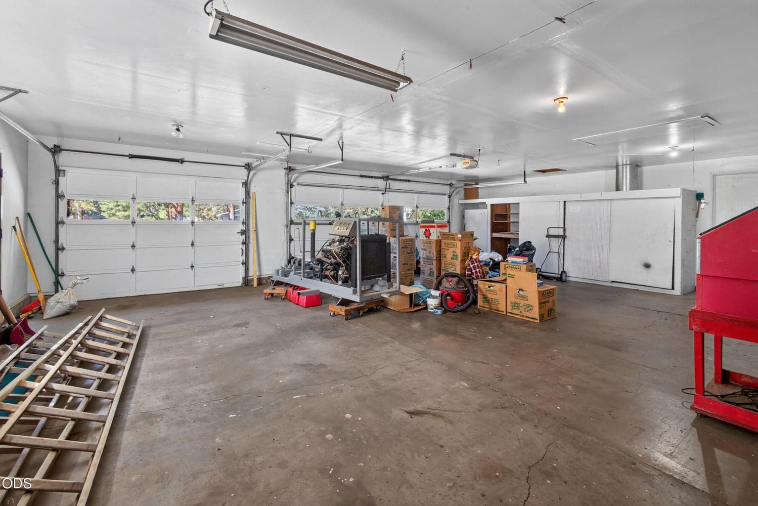 3 car garage with lots of room