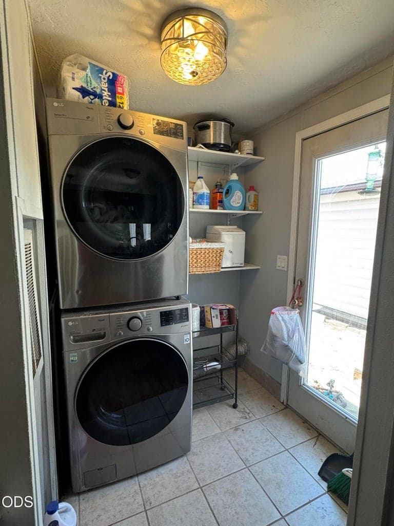 Photo of 54655 Husky Lane 14 of 39