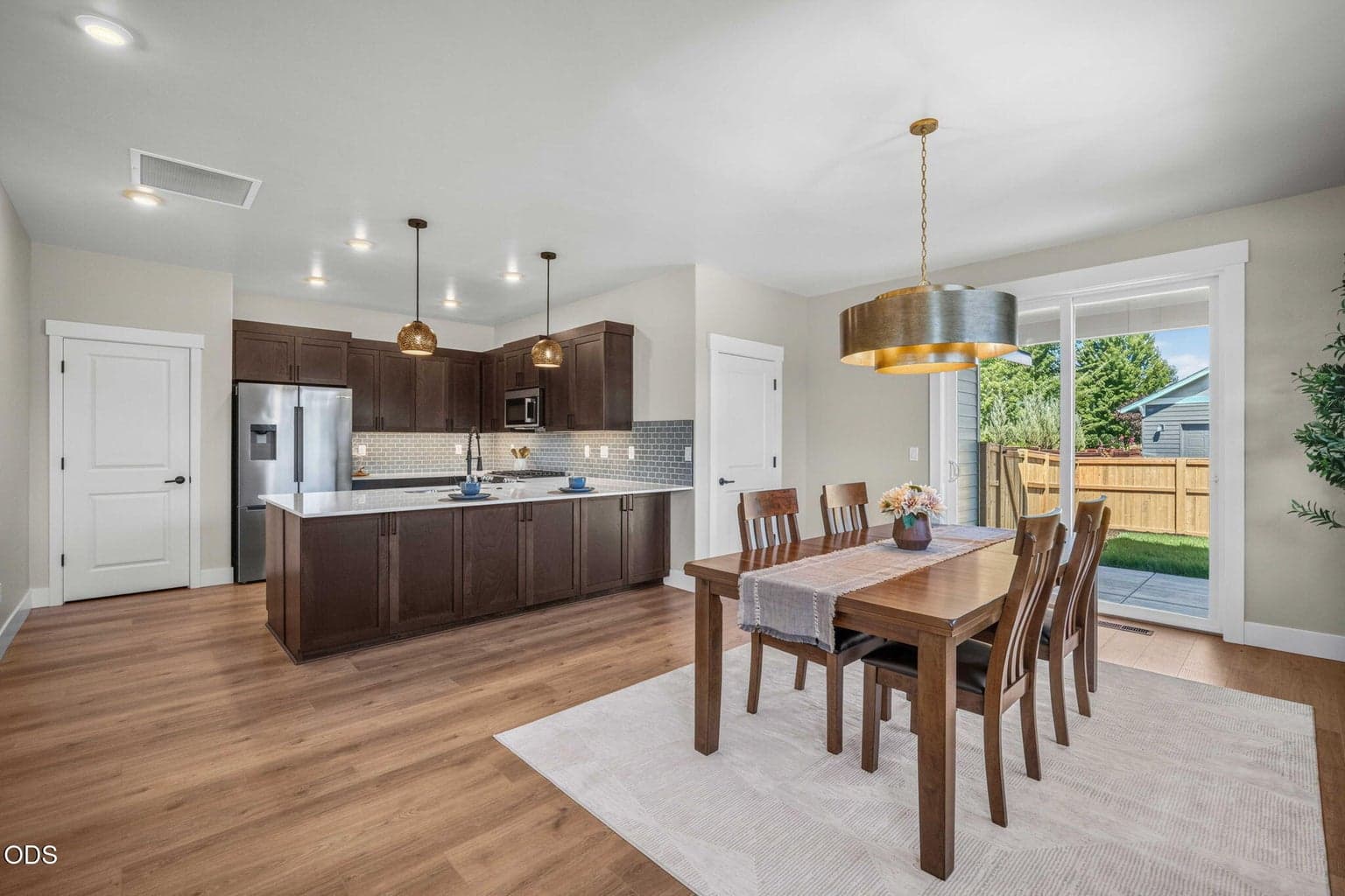 Photo of 887 NW 18th Court 17 of 69