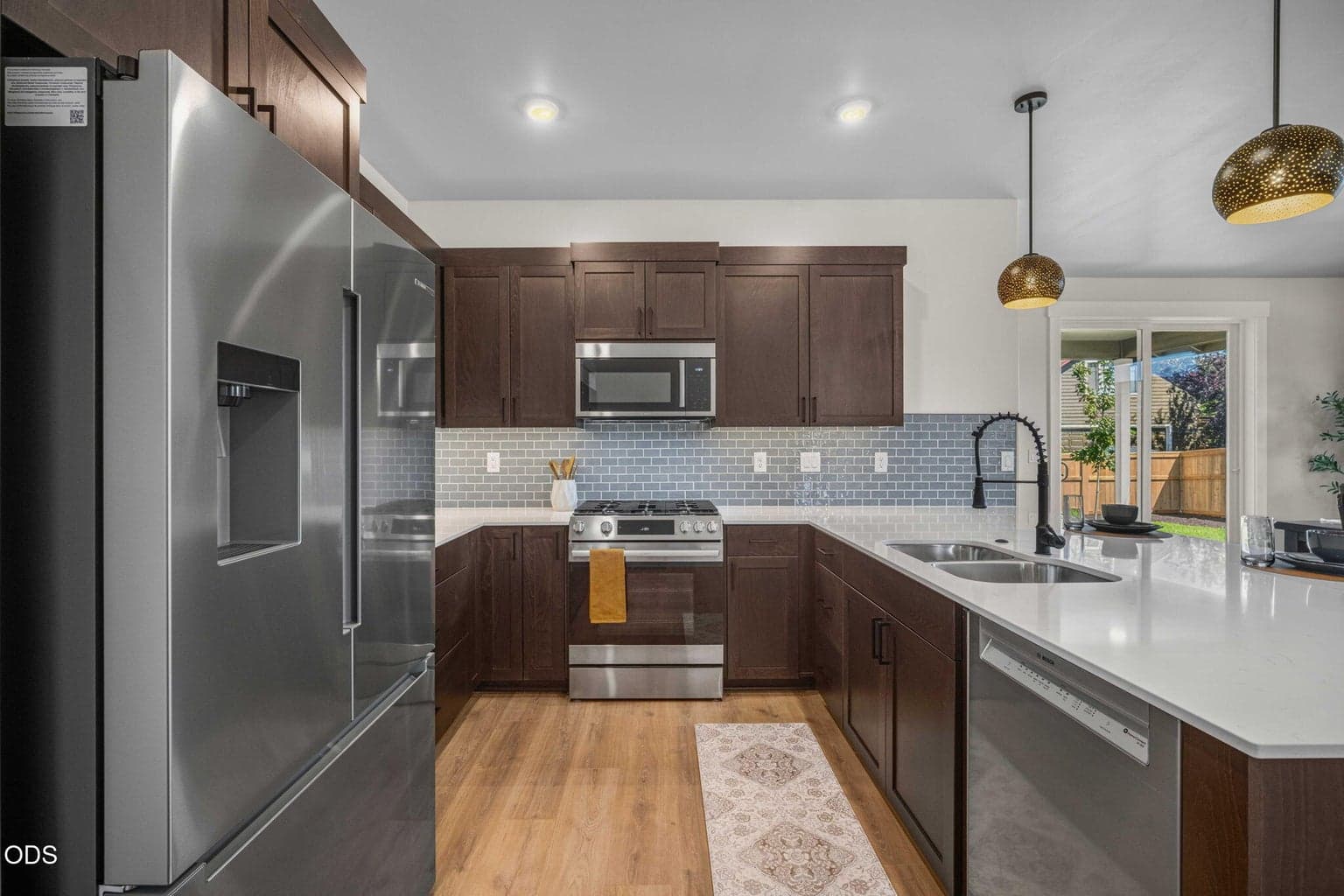 Photo of 887 NW 18th Court 24 of 69