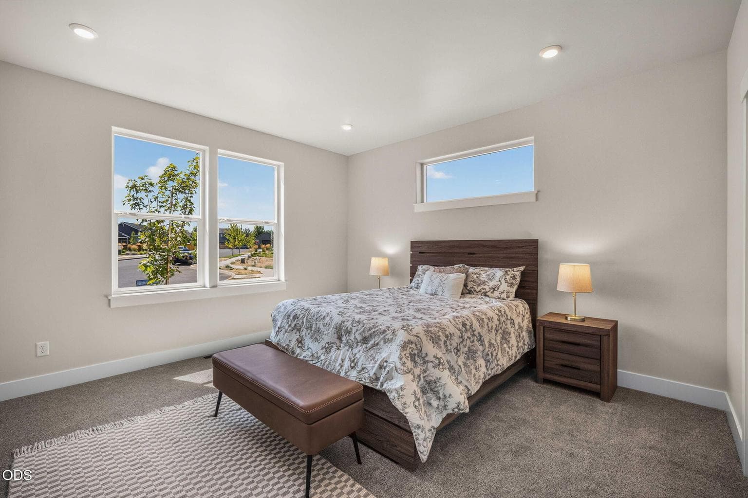Photo of 887 NW 18th Court 32 of 69