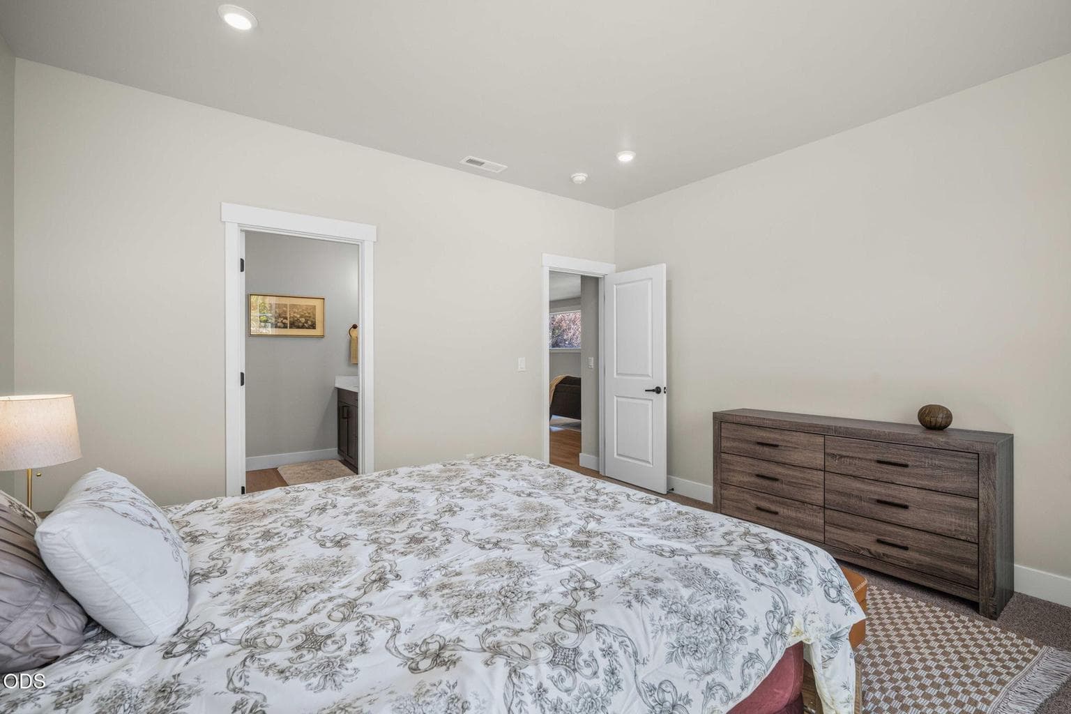 Photo of 887 NW 18th Court 35 of 69
