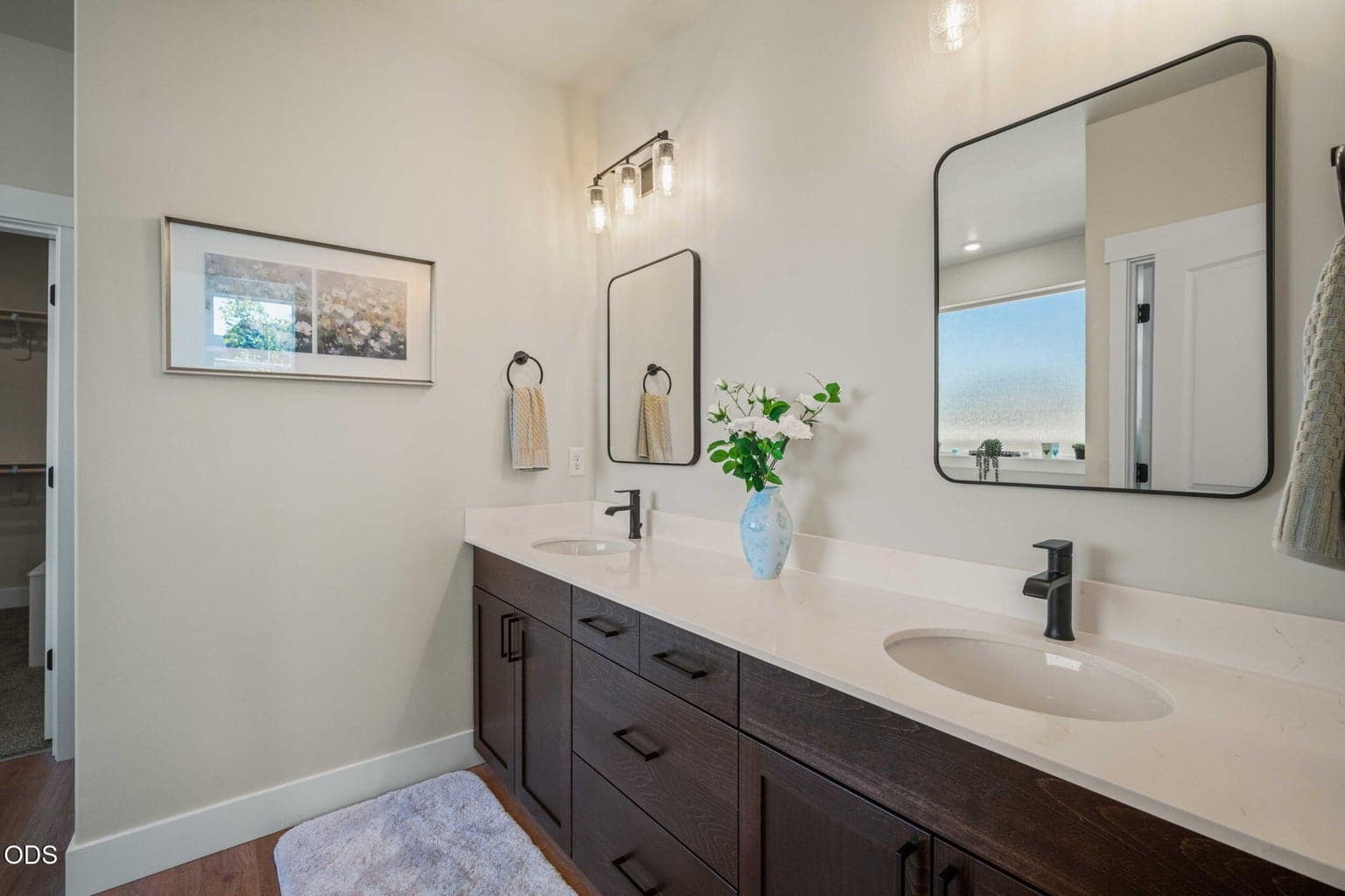 Photo of 887 NW 18th Court 36 of 69