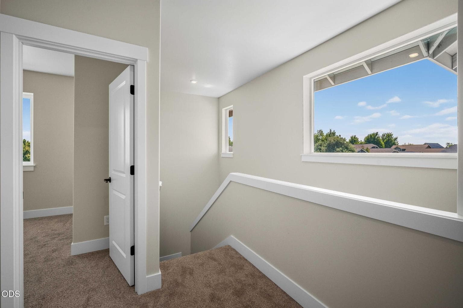 Photo of 887 NW 18th Court 43 of 69