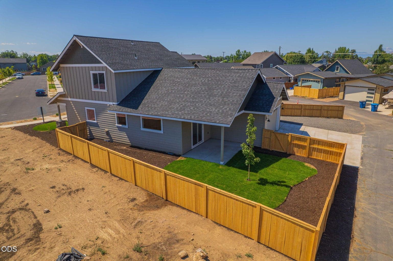 Photo of 887 18th Court 4 of 69