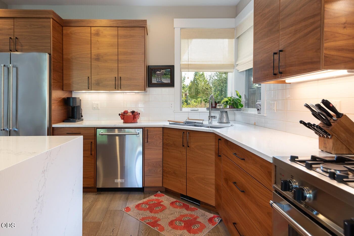 Photo of 2100 NW Newport Hills Drive 12 of 41