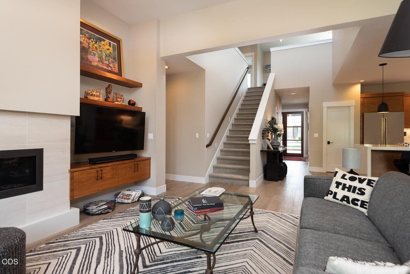 Photo of 2100 Newport Hills Drive 5 of 41