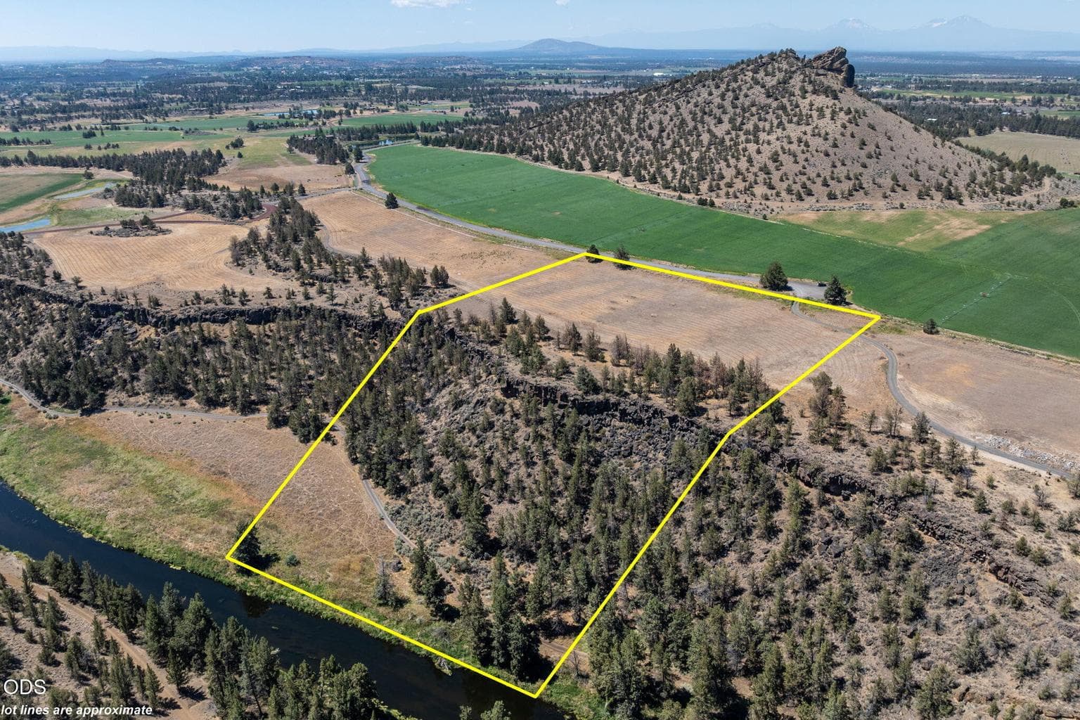 The 12.51 acre landholding sits privately at the back of the 1,700 acre ranch.
