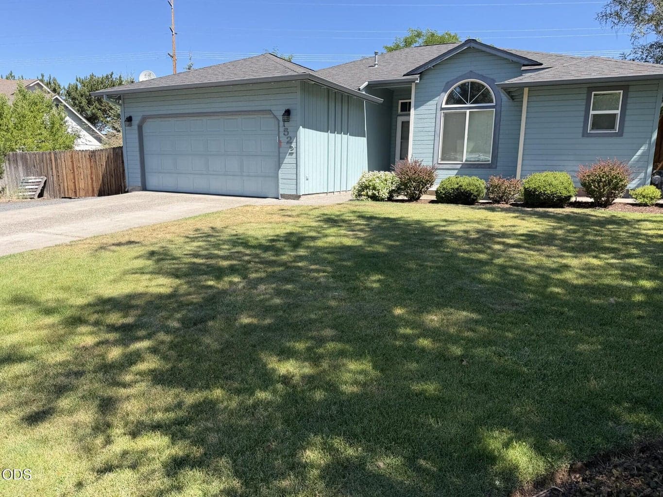 Photo of 1522 Locksley Drive 2 of 40