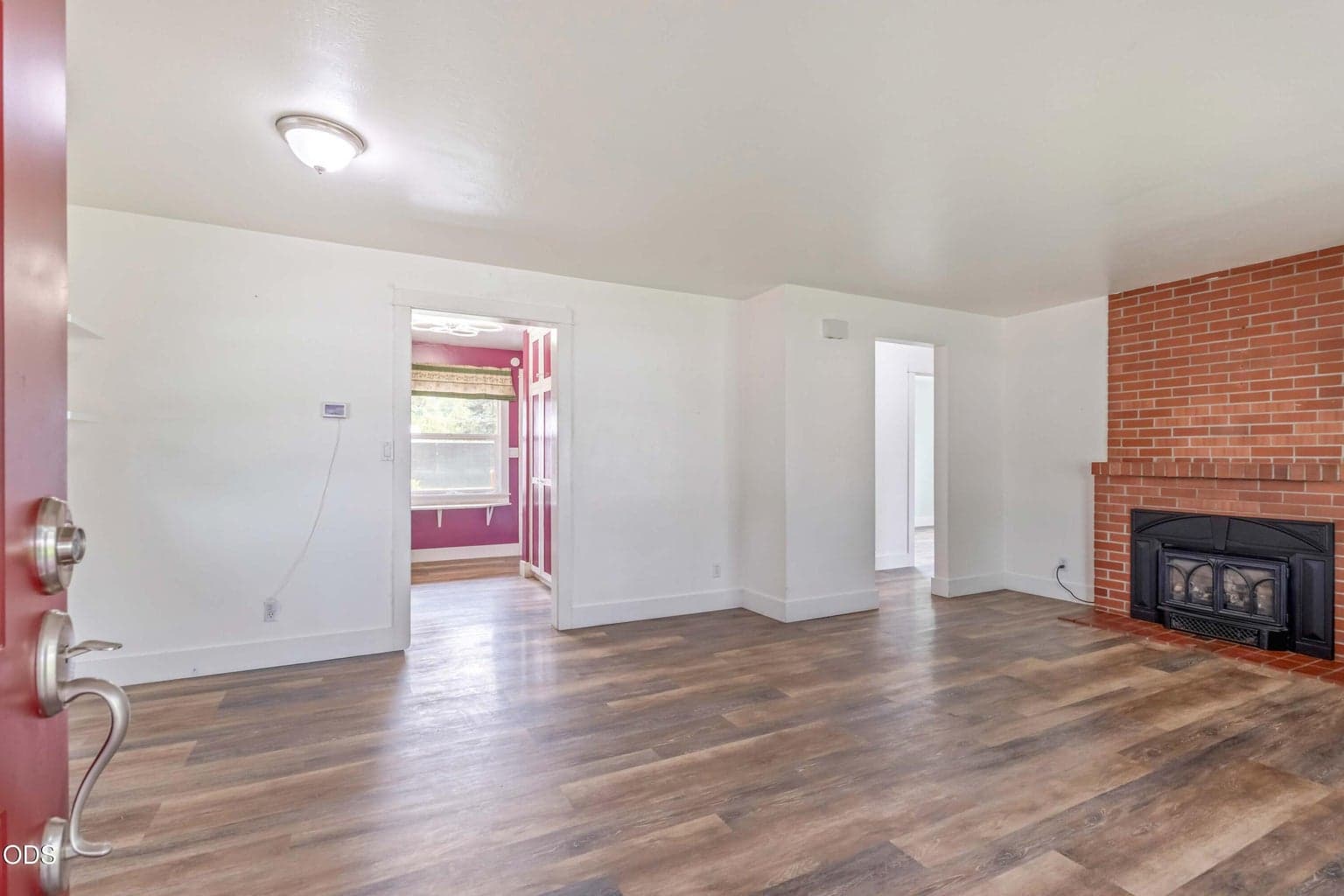 Photo of 796 Dunham Street 4 of 36