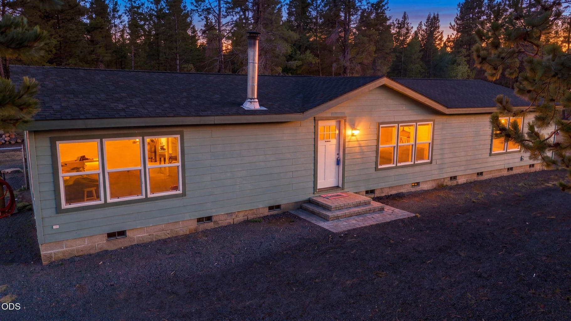 Photo of 15639 Deedon Lane 1 of 51
