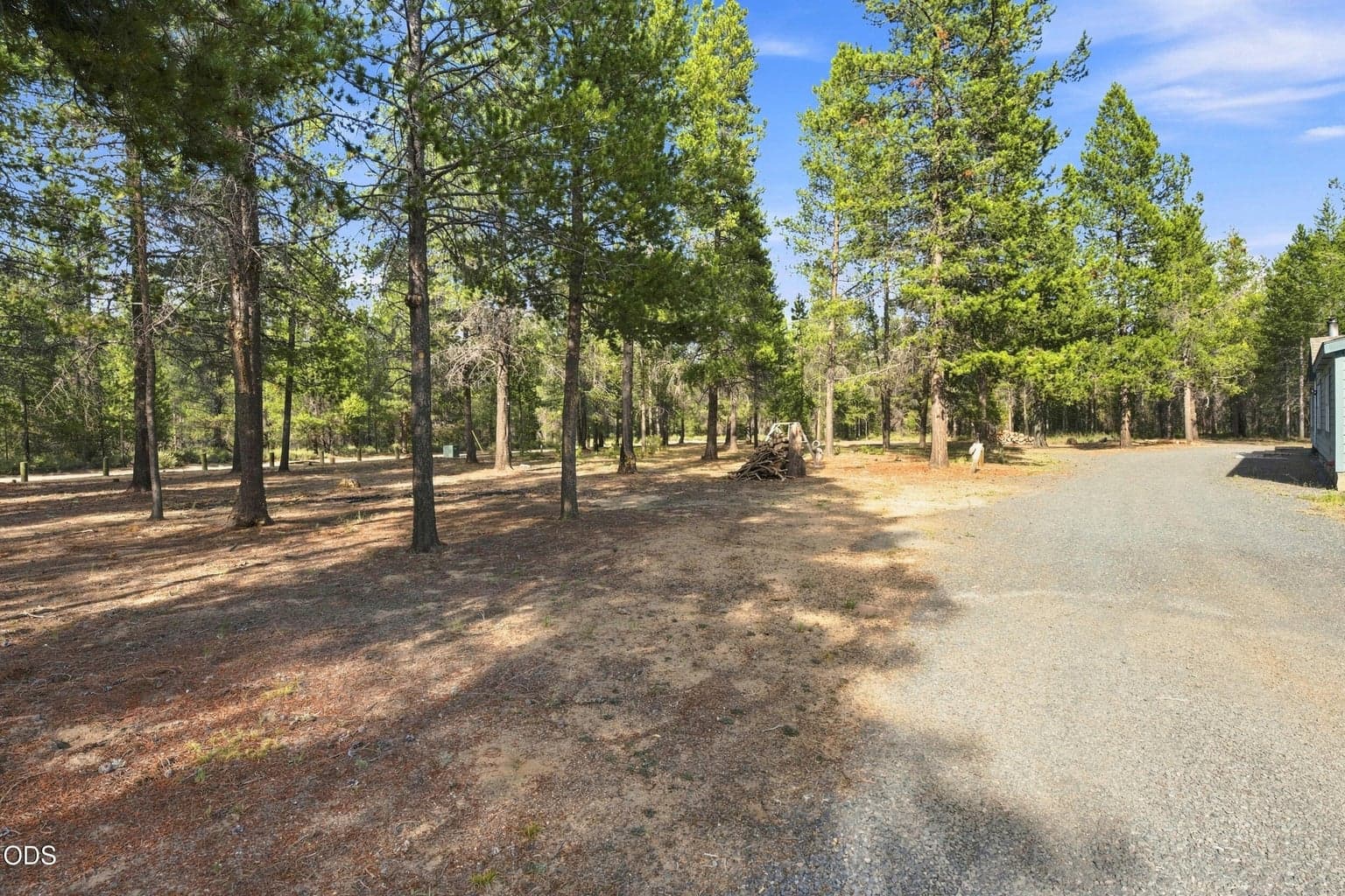 Photo of 15639 Deedon Lane 4 of 51