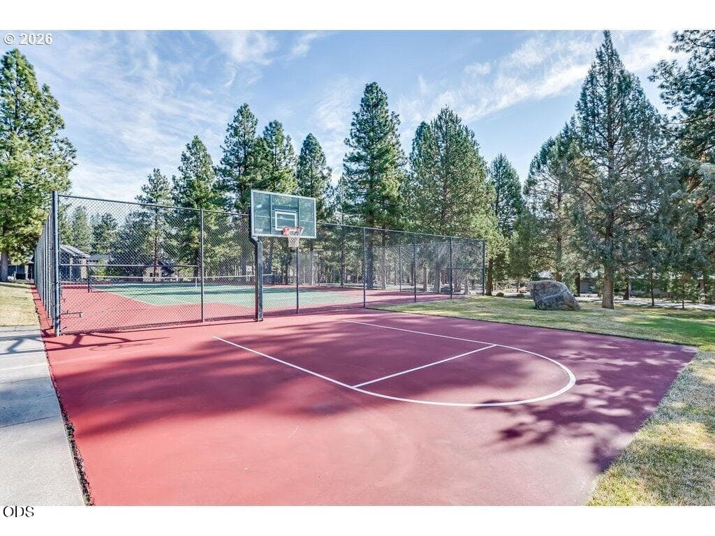 Aspen Lakes Sport Courts