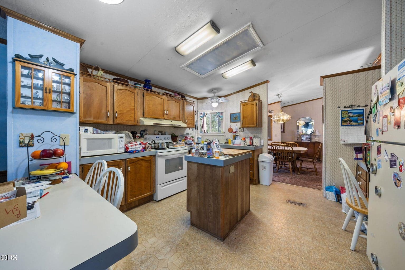 Photo of 21010 Yeoman Road 23 of 33