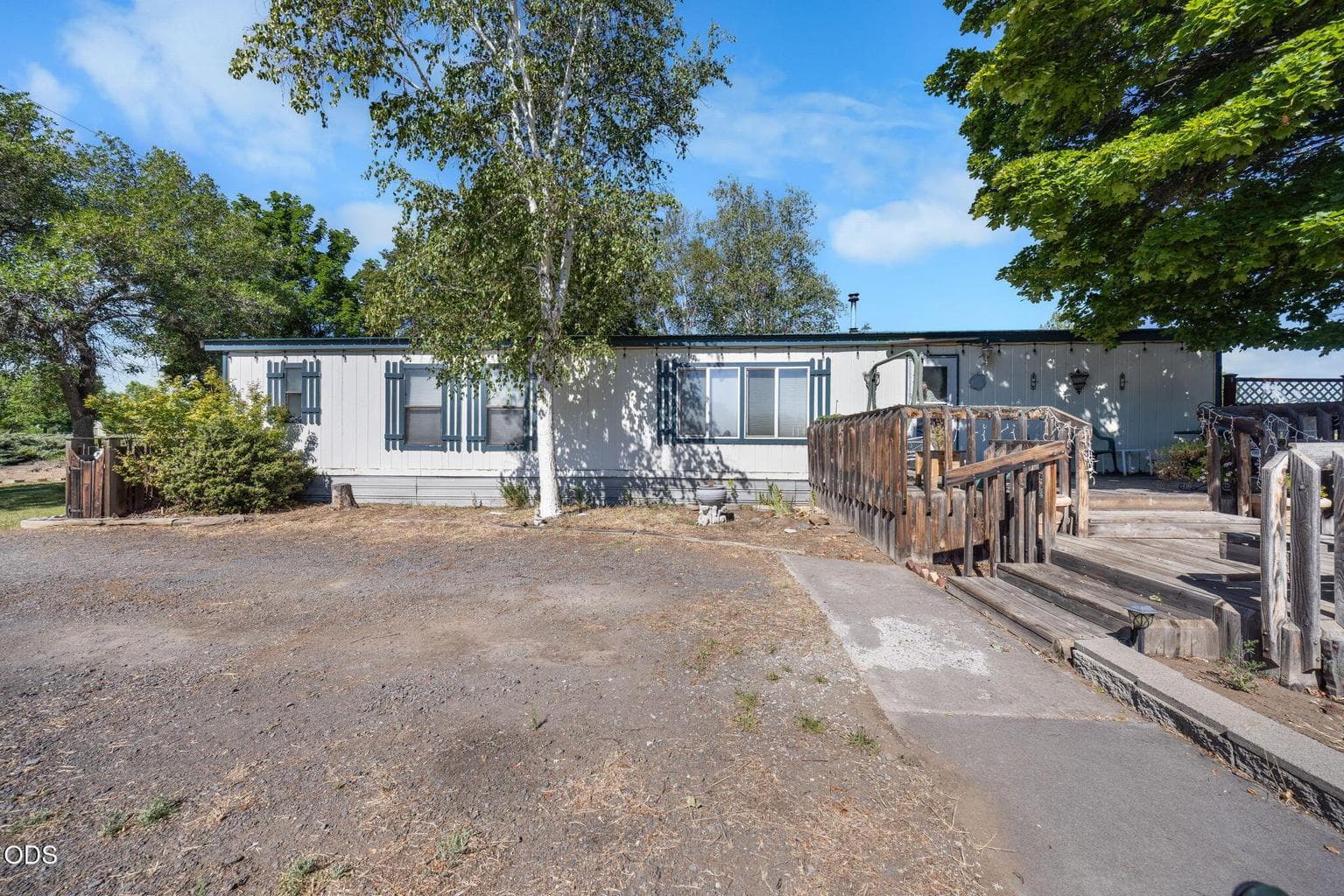 Photo of 21010 Yeoman Road 5 of 33